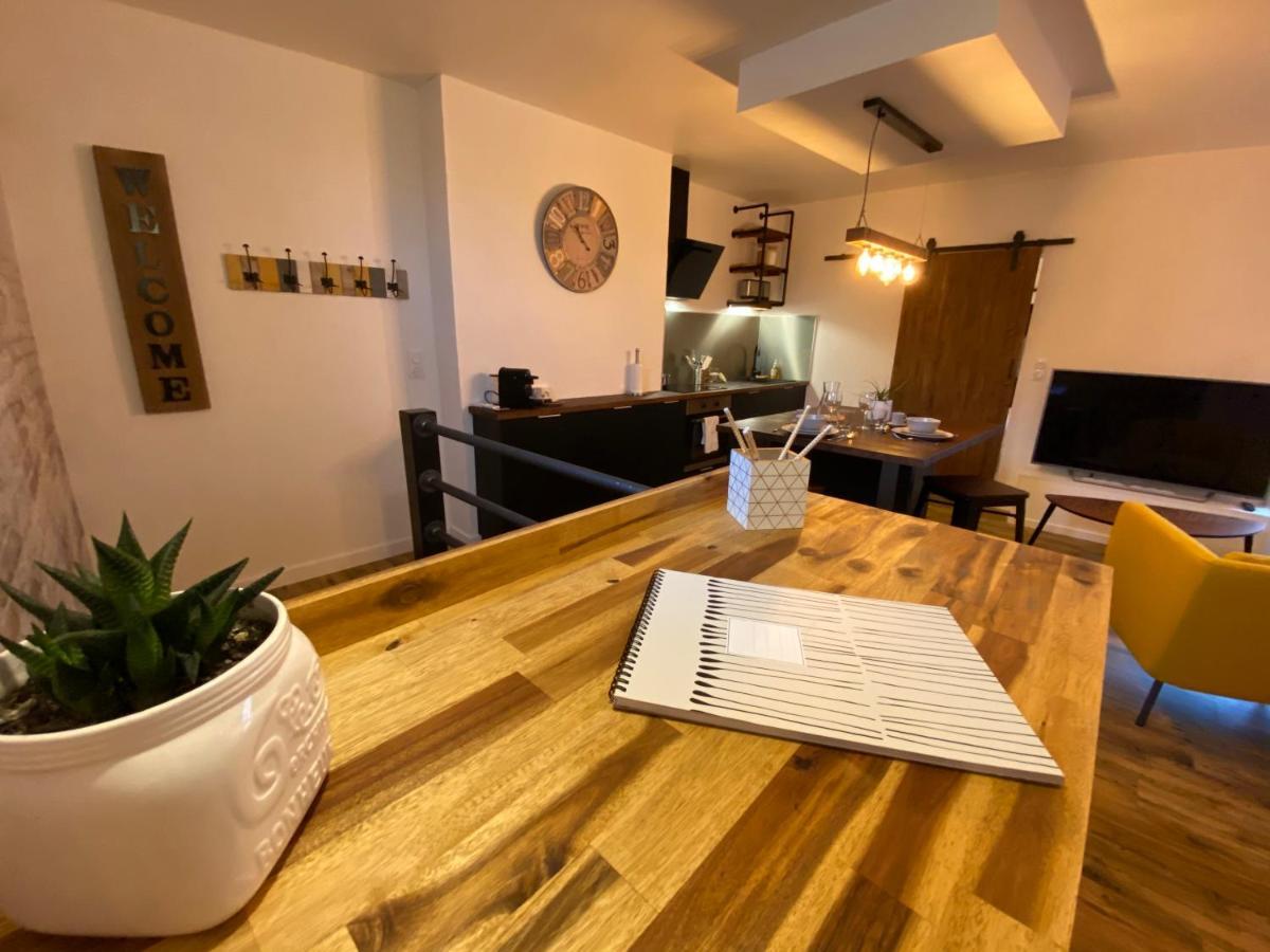Appartement De Standing Au Coeur De Libourne Exterior photo